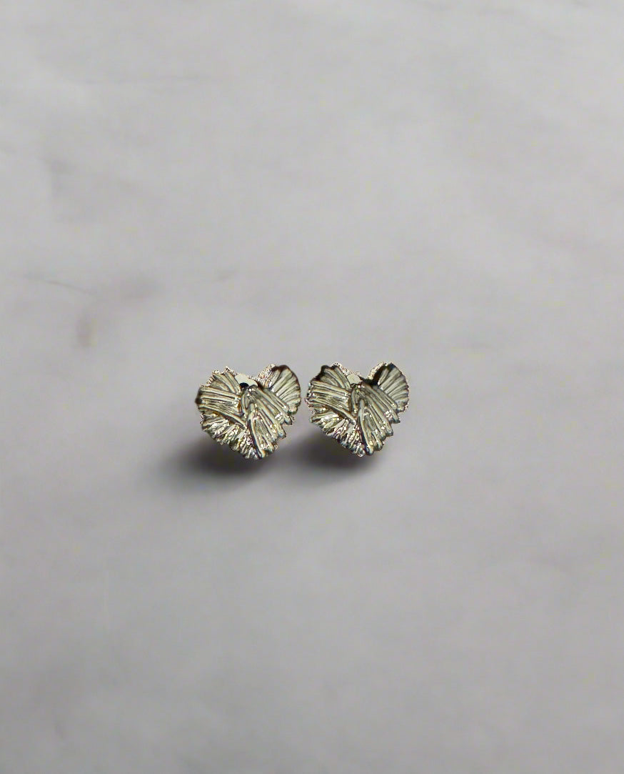 Handmade Earrings – Silver Woven-Heart